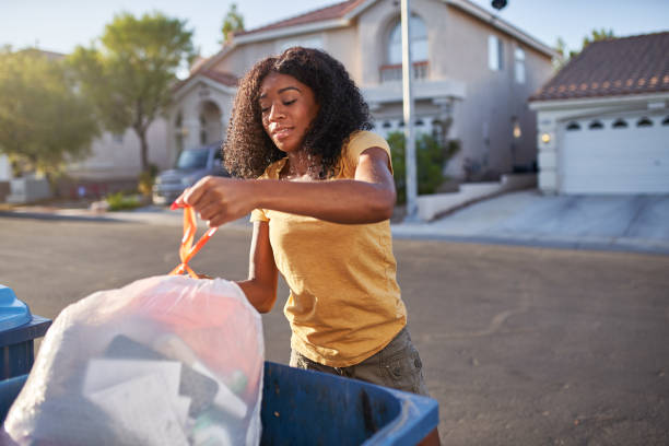 Attic Cleanout Services in Mapleton, IA